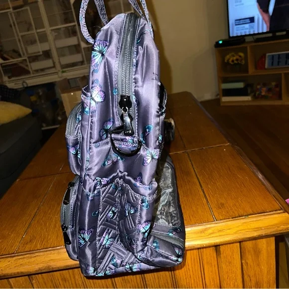 NEW Lug Life Puddle Jumper LE Convertible Bag in Butterfly Grey - Picture 3 of 8